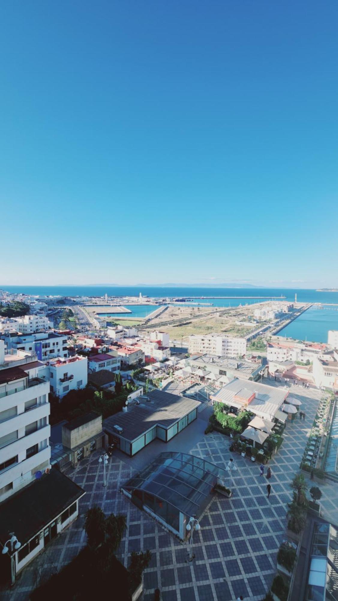 Magnifique Penthouse 160M2 Terrasse 90M2 Vue Mer Tanger Luaran gambar