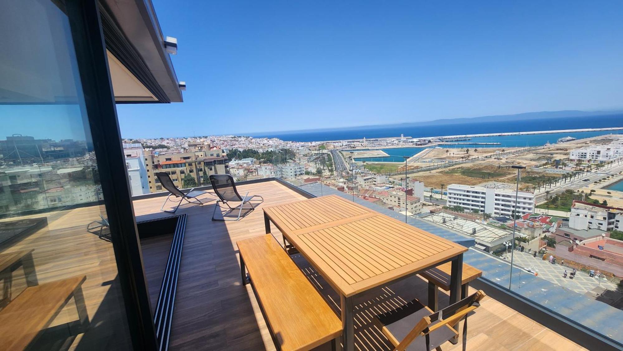 Magnifique Penthouse 160M2 Terrasse 90M2 Vue Mer Tanger Luaran gambar