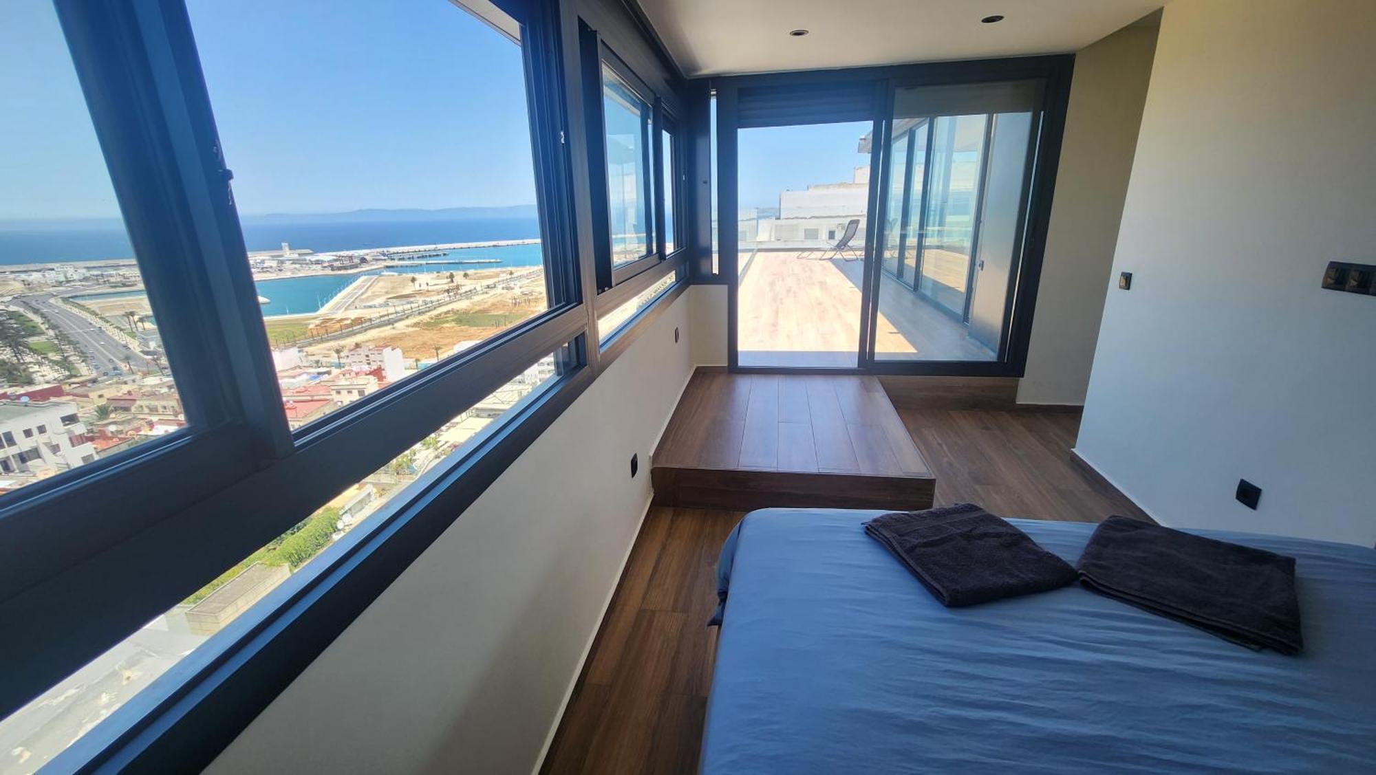 Magnifique Penthouse 160M2 Terrasse 90M2 Vue Mer Tanger Luaran gambar