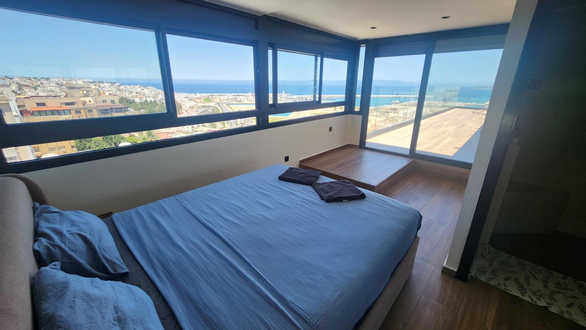 Magnifique Penthouse 160M2 Terrasse 90M2 Vue Mer Tanger Luaran gambar